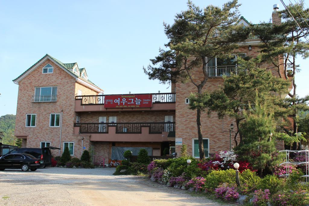 Yeowoogneul Pension Chuncheon Ngoại thất bức ảnh