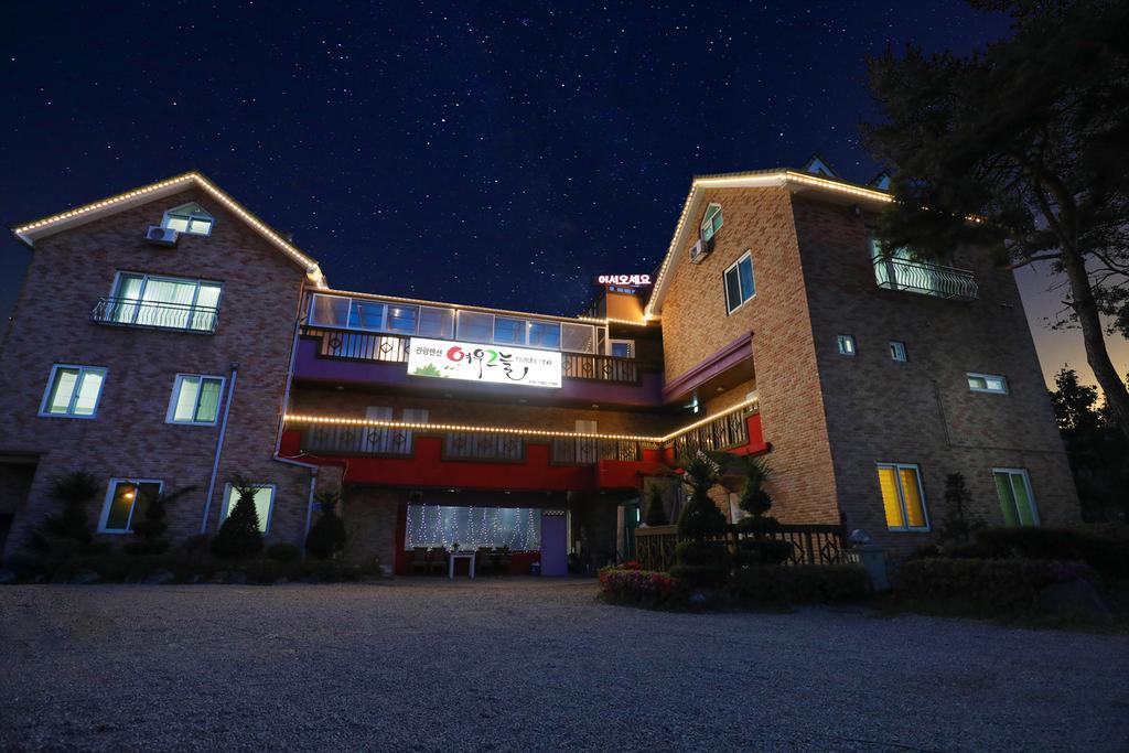 Yeowoogneul Pension Chuncheon Ngoại thất bức ảnh
