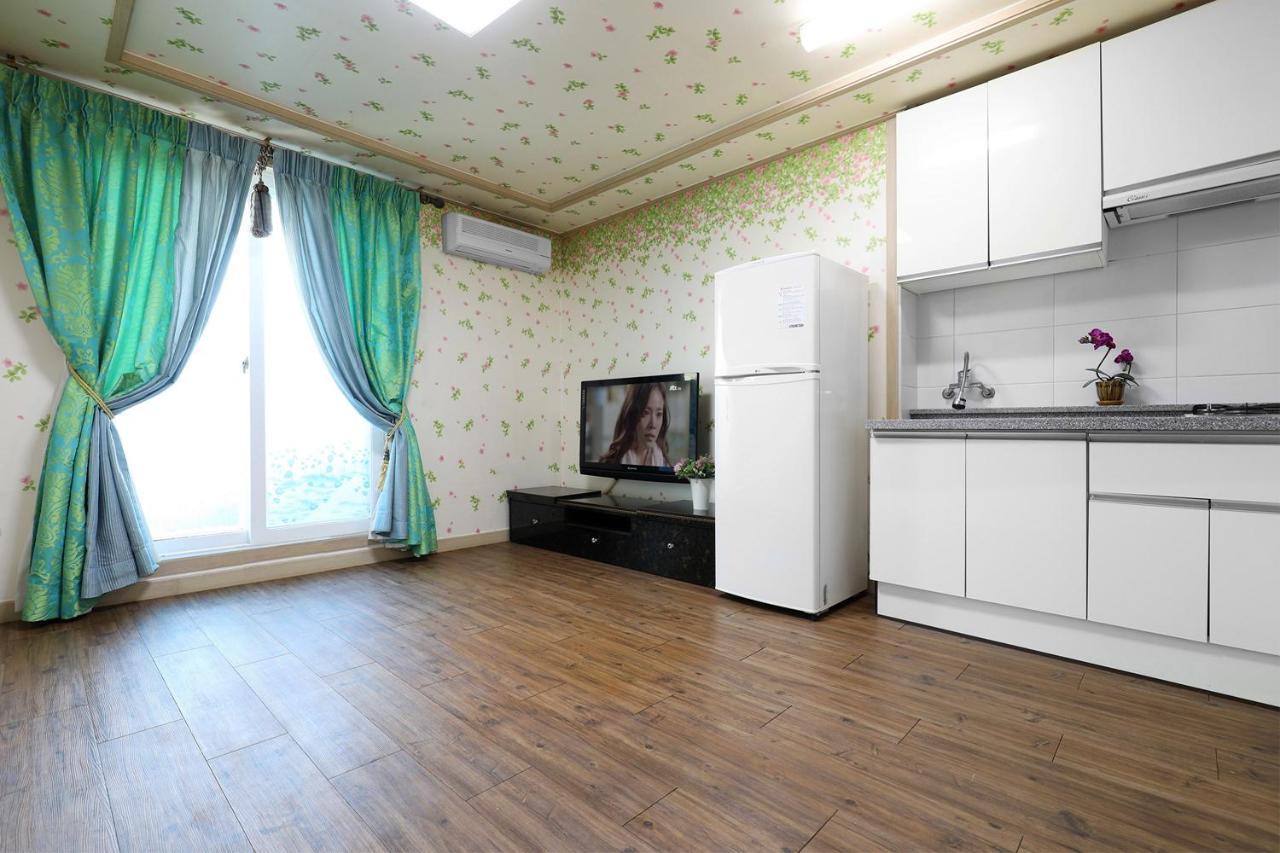 Yeowoogneul Pension Chuncheon Ngoại thất bức ảnh