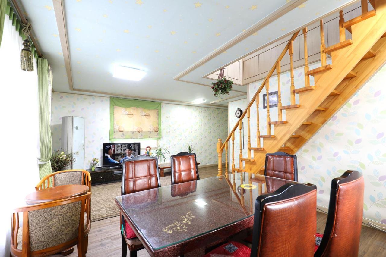 Yeowoogneul Pension Chuncheon Ngoại thất bức ảnh