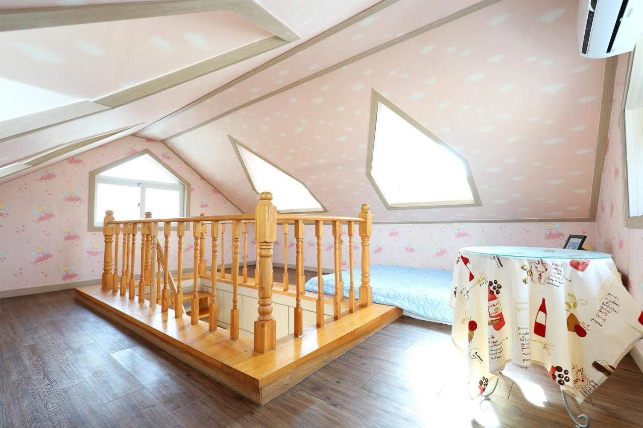 Yeowoogneul Pension Chuncheon Ngoại thất bức ảnh